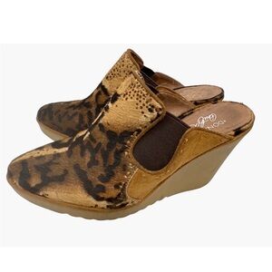 Donald J Pliner Ingrid Wedges 9M Animal Print Calf Hair Leather Heels